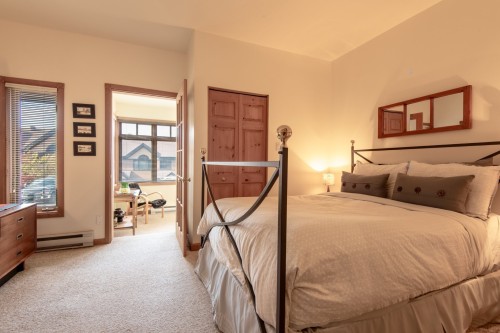 Bedroom - 305-170 Ch. De La Forêt, Mont-Tremblant, QC 
