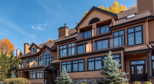 Front of Structure - 305-170 Ch. De La Forêt, Mont-Tremblant, QC 