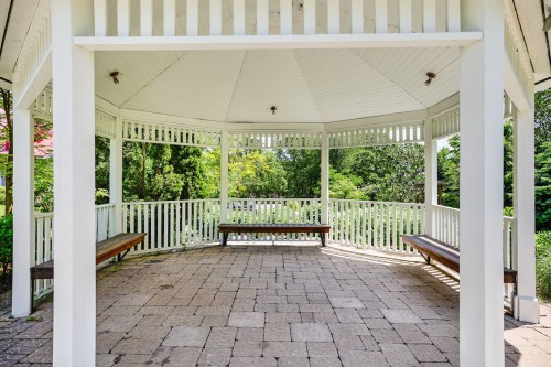 À proximité - 1100 Ch. Du Manoir, Rosemère, QC 