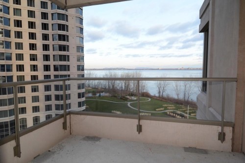 Balcon - 707-300 Av. Des Sommets, Montréal (Verdun/Île-Des-Soeurs), QC 