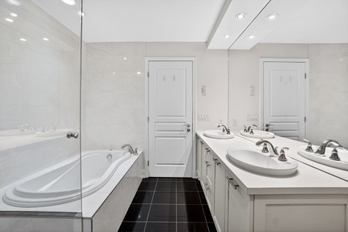 Salle de bains - 707-300 Av. Des Sommets, Montréal (Verdun/Île-Des-Soeurs), QC 