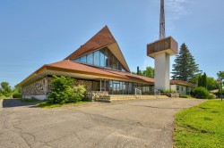 3341 Ch. St-Charles  Terrebonne (Lachenaie), QC J6V 1B4