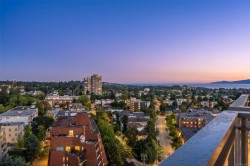 #2001-751 Fairfield Rd Victoria, BC V8W 4A4