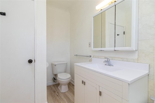 3433 Bethune Ave, Saanich, BC 
