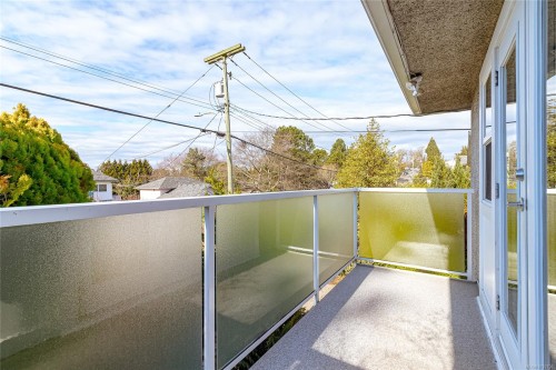 3433 Bethune Ave, Saanich, BC 