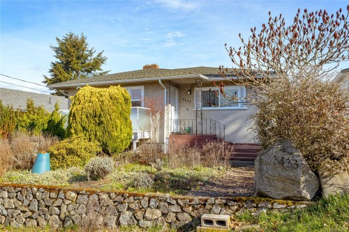 3433 Bethune Ave, Saanich, BC 