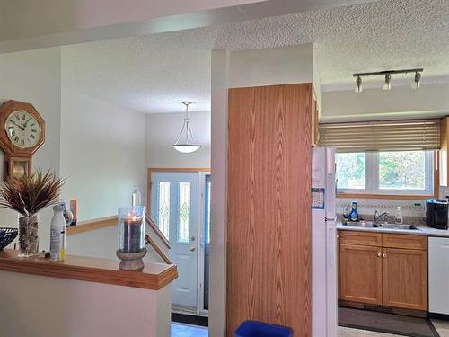 1106 Salter St, Winnipeg, MB 