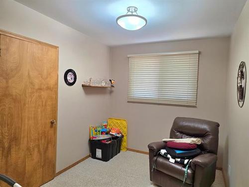 1106 Salter St, Winnipeg, MB 
