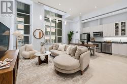 104 - 135 DALHOUSIE STREET Toronto, ON M5B 2S1