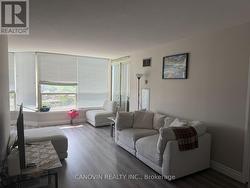 1401 - 55 ELM DRIVE W Mississauga, ON L5B 3Z3