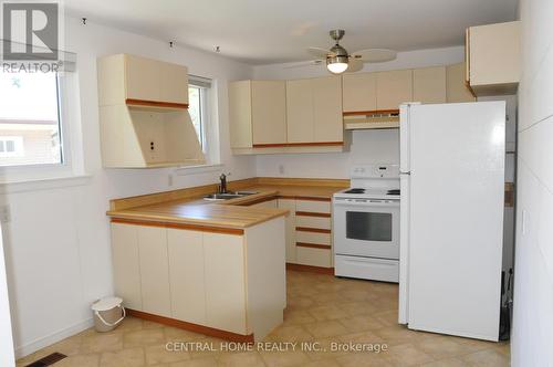 66 Collins Crescent, Aurora, ON 