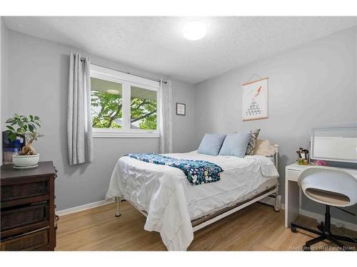 99 Sunset Dr, Fredericton, NB 