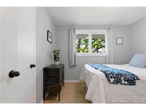 99 Sunset Dr, Fredericton, NB 