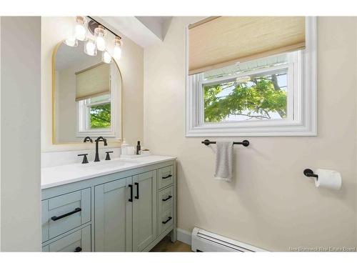 99 Sunset Dr, Fredericton, NB 