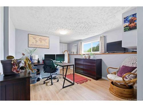 99 Sunset Dr, Fredericton, NB 