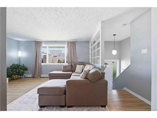 99 Sunset Dr, Fredericton, NB 