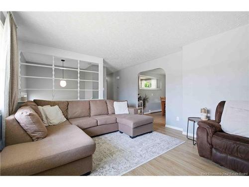 99 Sunset Dr, Fredericton, NB 