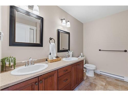 35 Oxiard St, Dieppe, NB 