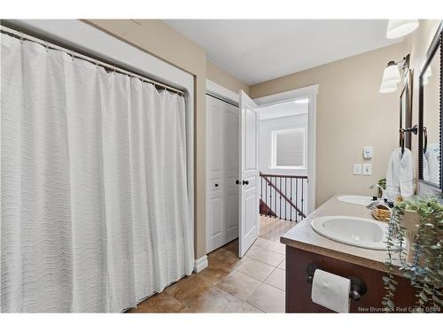 35 Oxiard St, Dieppe, NB 