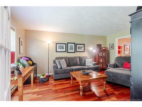 84 Tudor Ave, Charters Settlement, NB 
