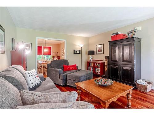 84 Tudor Ave, Charters Settlement, NB 
