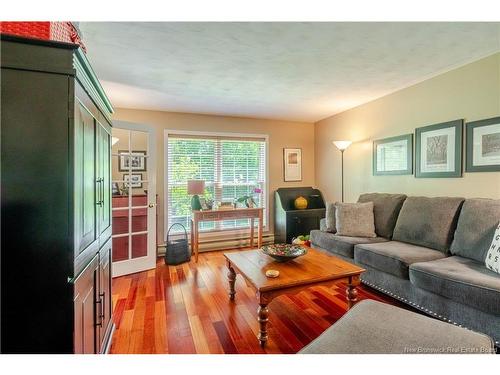 84 Tudor Ave, Charters Settlement, NB 