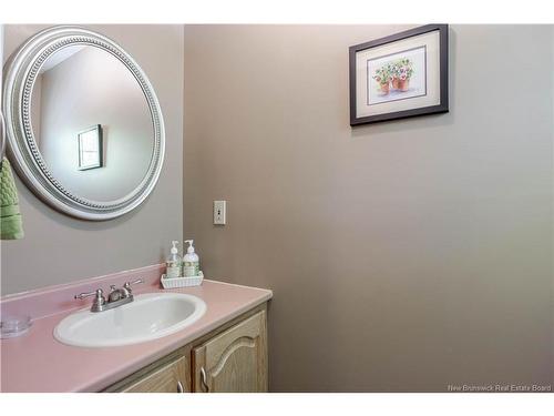 84 Tudor Ave, Charters Settlement, NB 