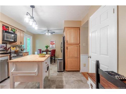 84 Tudor Ave, Charters Settlement, NB 