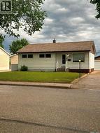 112 McDonald ROAD  Estevan, SK S4A 0B8