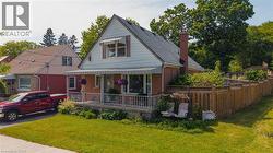 61 HILLVIEW Street  Kitchener, ON N2H 5P9
