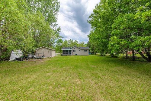 38 Lee Side Drive, Lac Du Bonnet, MB 