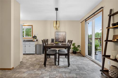 38 Lee Side Drive, Lac Du Bonnet, MB 
