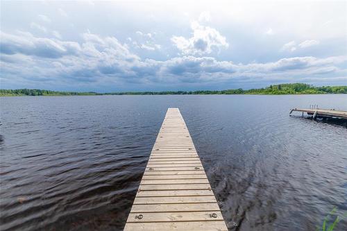 38 Lee Side Drive, Lac Du Bonnet, MB 