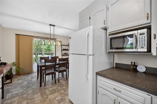 38 Lee Side Drive, Lac Du Bonnet, MB 