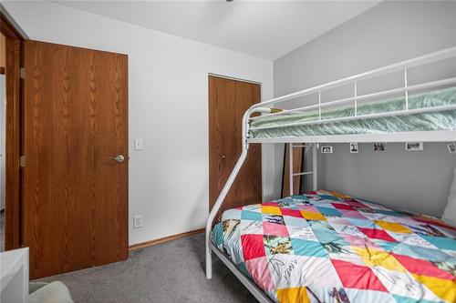 38 Lee Side Drive, Lac Du Bonnet, MB 