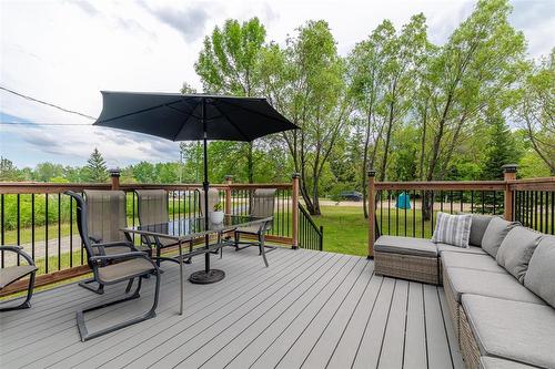 38 Lee Side Drive, Lac Du Bonnet, MB 