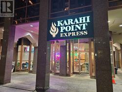 736 BAY STREET  Toronto, ON M5G 2M4