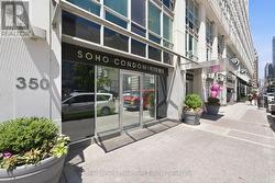 M24 - 350 WELLINGTON STREET W Toronto (Waterfront Communities), ON M5V 3W9