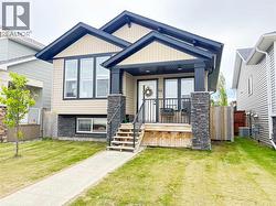 14 Village Crescent  Red Deer, AB T4R 0P3