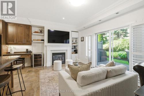 32 St Lawrence Drive, Mississauga, ON 