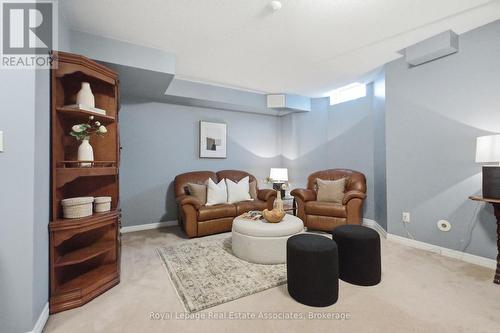 32 St Lawrence Drive, Mississauga, ON 