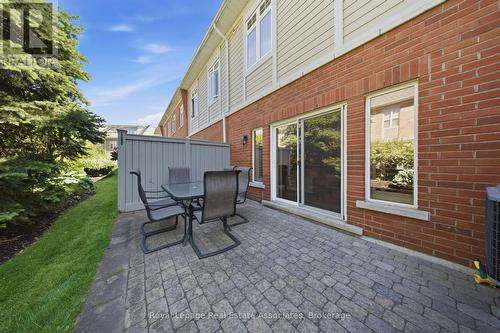 32 St Lawrence Drive, Mississauga, ON 