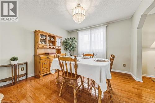 565 Stone Church Road W, Hamilton, ON - Indoor Photo Showing Dining Room