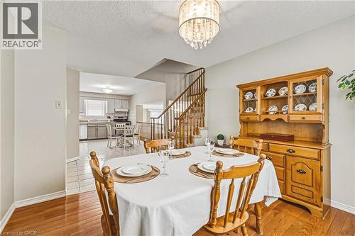 565 Stone Church Road W, Hamilton, ON - Indoor Photo Showing Dining Room