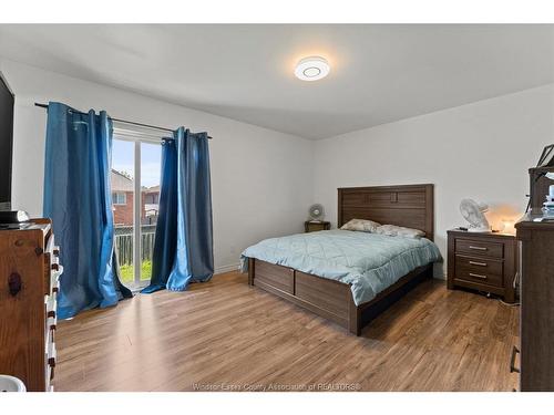4697 Helsinki Crescent, Windsor, ON 