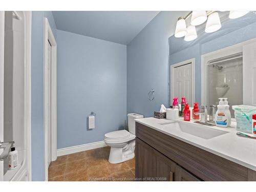 4697 Helsinki Crescent, Windsor, ON 