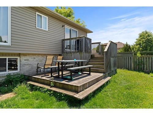 4697 Helsinki Crescent, Windsor, ON 