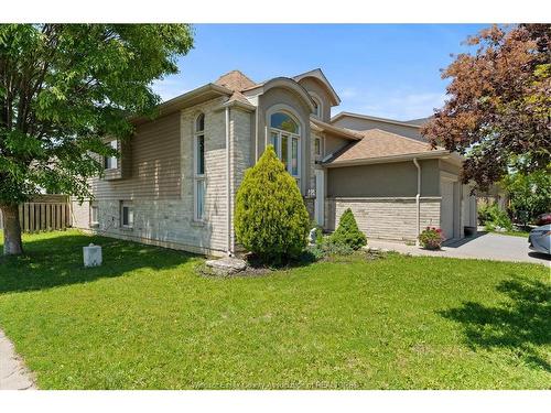 4697 Helsinki Crescent, Windsor, ON 