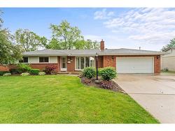 771 Bedford Street Windsor, ON N9G 1H3