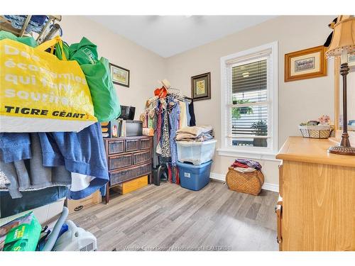 823 Lawrence, Windsor, ON 